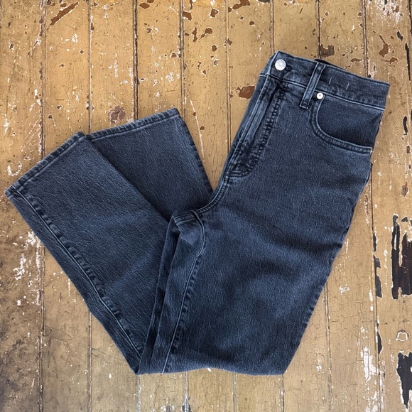 Madewell Perfect Vintage Jeans in Lunar Wash - Picture 9 of 13